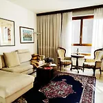 Casa Kolbe 8 , Milano Centro M4